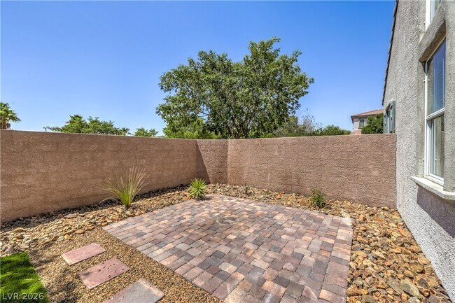 Building Photo - 2254 Cast Pebble Dr