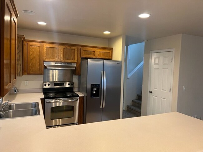 Building Photo - 1297 Clearsprings Dr