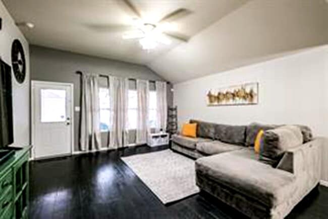 Building Photo - 3139 Upland Spring Trace