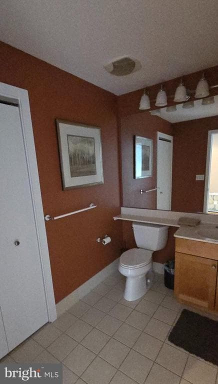 Building Photo - 717 S Christopher Columbus Blvd