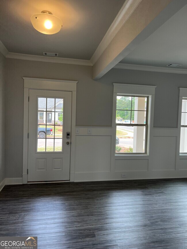 Building Photo - 4453 Mill Oak Wy