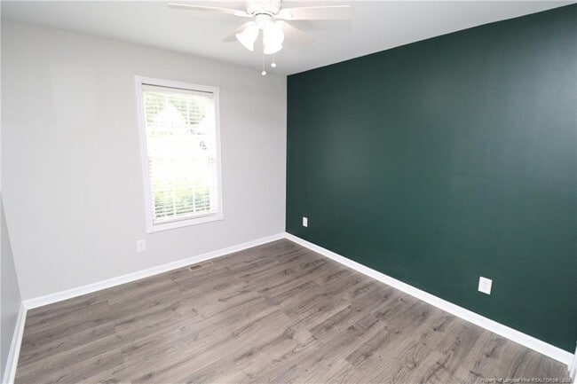 Building Photo - 1041 Parkers Ridge Dr
