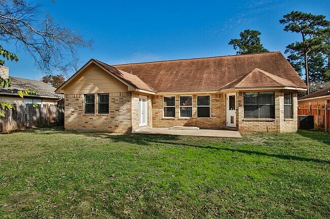 Building Photo - 23315 Montague Dr