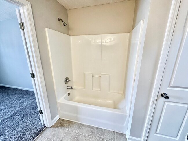 Building Photo - 10095 Nolton Cir