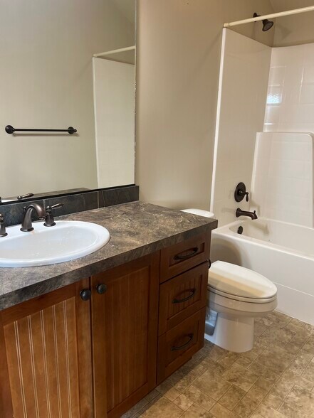 Building Photo - 3621 187th Pl NE