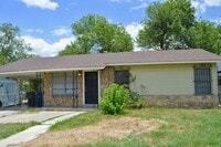 Building Photo - Charming 3 bed 2 bath right off Commerce a...