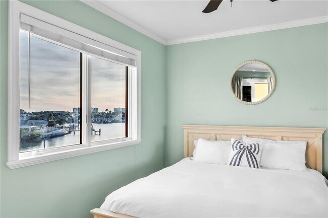 Building Photo - 7924 3rd Ave S