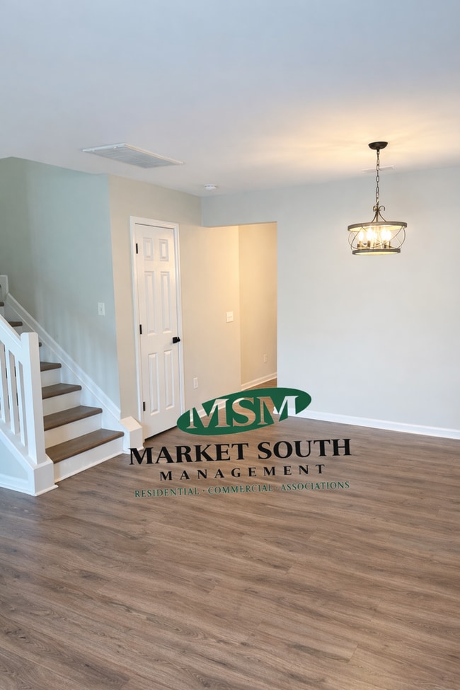 Building Photo - Townhome In Harmony Townes- Furnished or Unfurnished