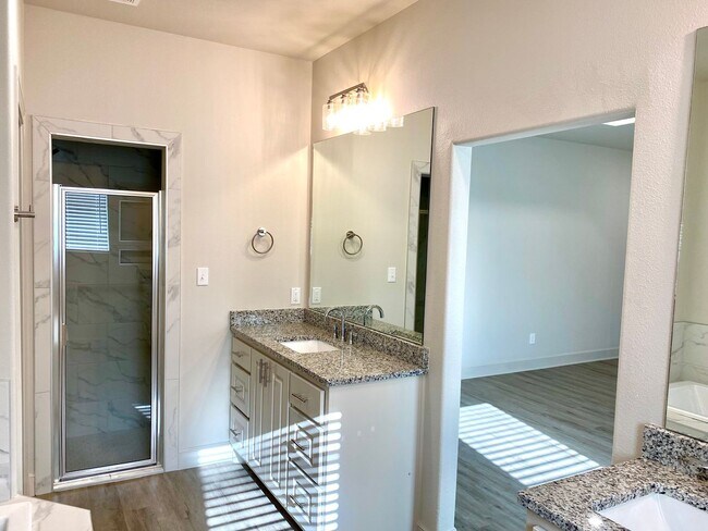 Building Photo - Beautiful Home in Cooper ISD