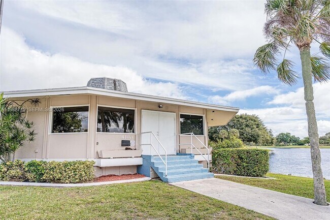 Building Photo - 8107 NW 74th Ave