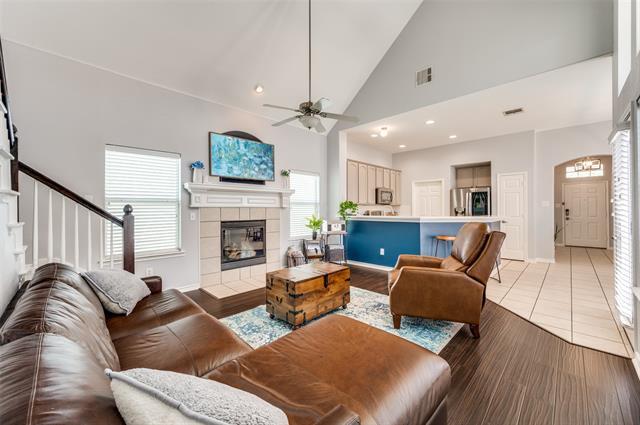 Building Photo - 933 Wenk Ct
