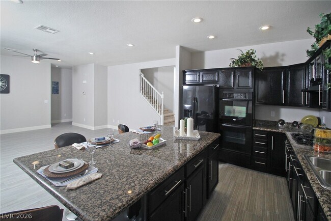 Building Photo - 268 Single Petal St