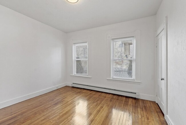 Building Photo - 18 Ingalls St