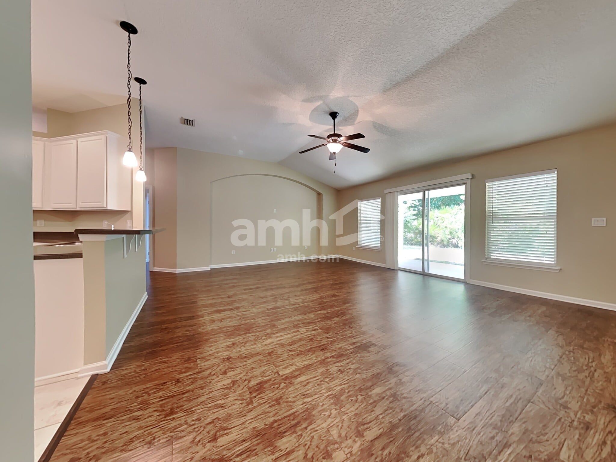 Building Photo - 86021 Aladdins Way