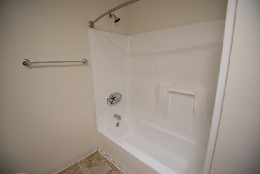 Building Photo - 5036 Coldwater Canyon Ave