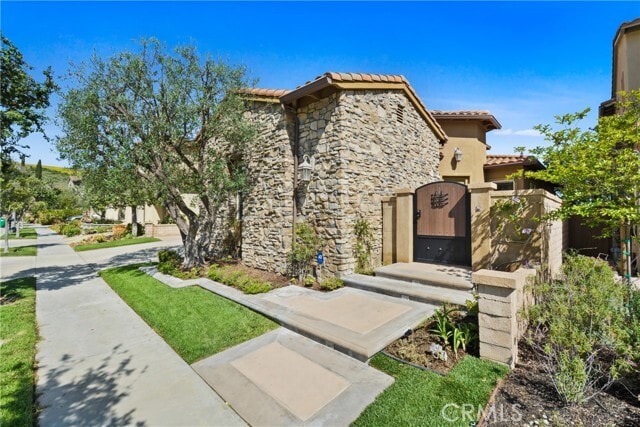 Building Photo - 115 CAPEBERRY