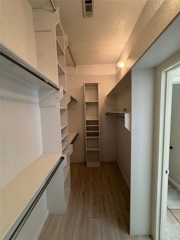 Building Photo - 6376 Newport Ct