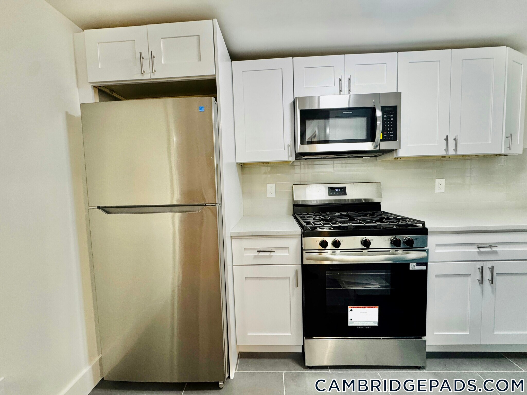 Building Photo - 38 Gibson St