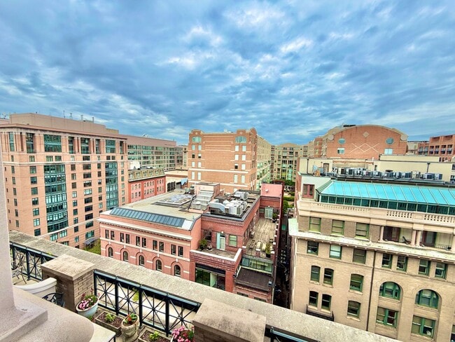 Building Photo - Penn Ave Prominent Neoclassical 1 Bed Condo, w/Balcony, Pool, Gym. - Furnished Option, Parking Op...