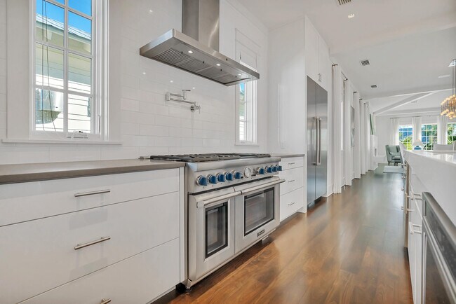 Building Photo - 69 Cypress Walk
