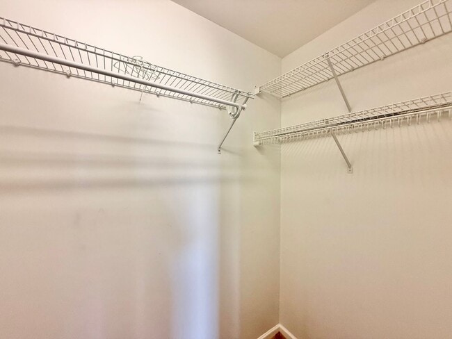 Building Photo - Charming 2BD, 2BA Durham Home with a Bonus Room/Office & Fenced Yard in a Prime Location