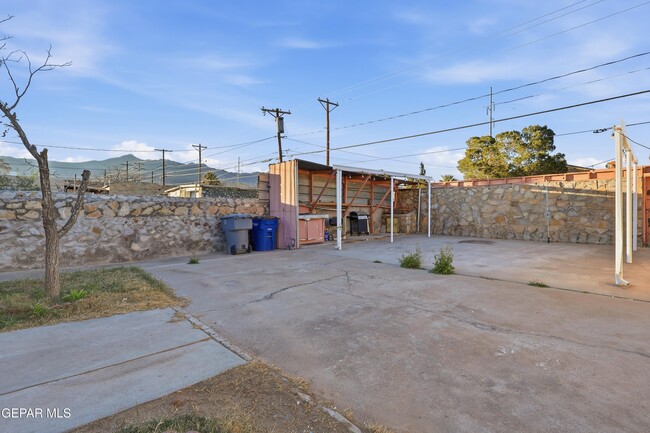 Building Photo - 3723 Memphis Ave