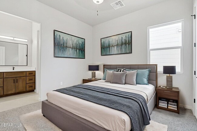 Building Photo - 828 Eltham Dr