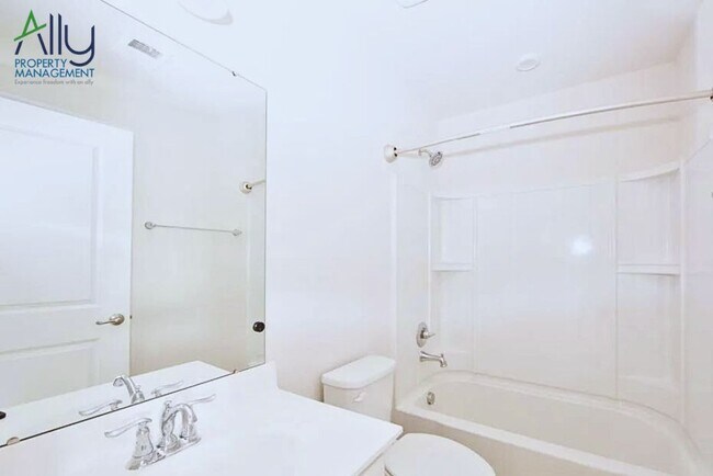 Building Photo - 2424 Pocoson Wood Ct