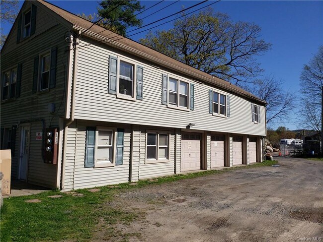 Building Photo - 1426 Route 9W