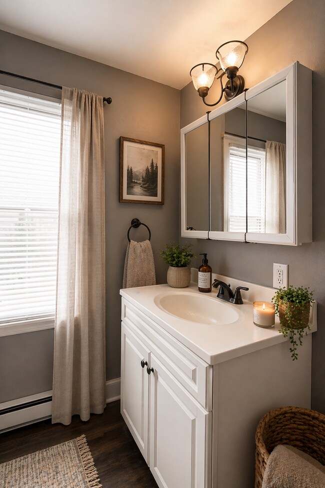 Building Photo - 100 N Martin St