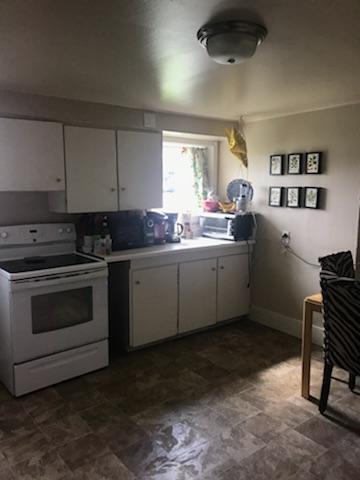 Building Photo - Walk to WWU and Downtown from This Perfectly Located Magnolia St Apartment