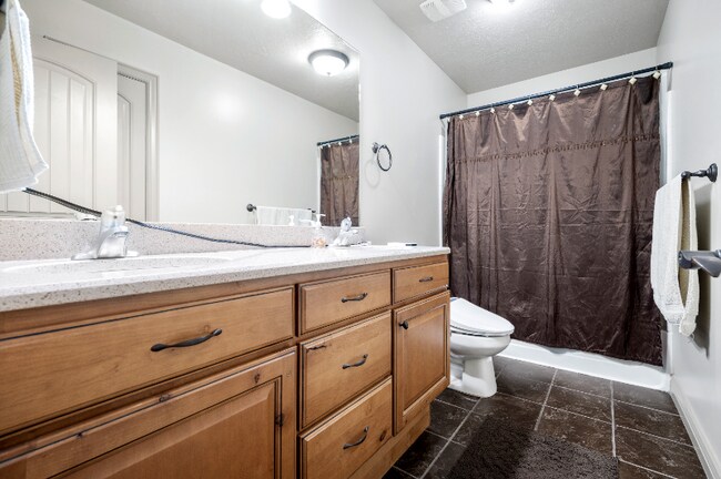 Building Photo - 3315 Birch Creek Rd