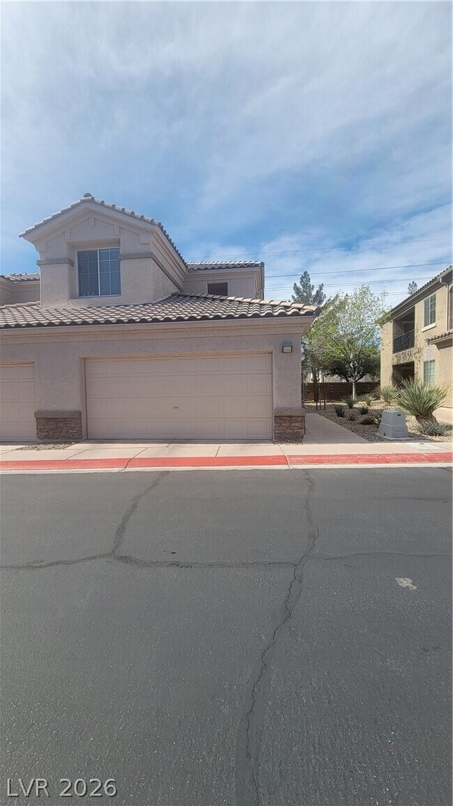 Building Photo - 6725 Abruzzi Dr