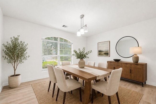 Building Photo - 121 Orion Cove