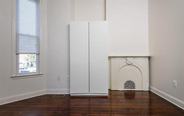 Building Photo - 3830 Baring St