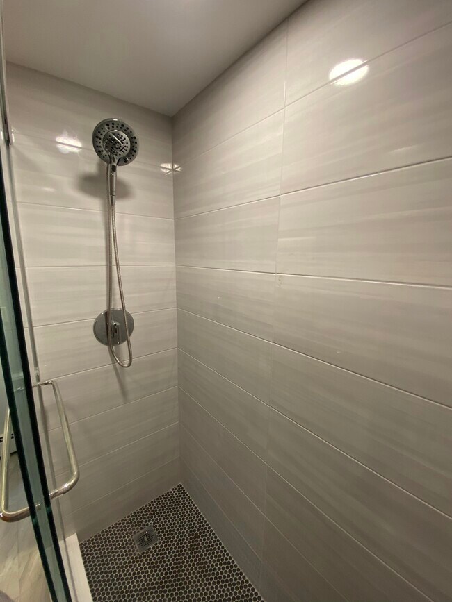 Shower - 549 S Franklin St
