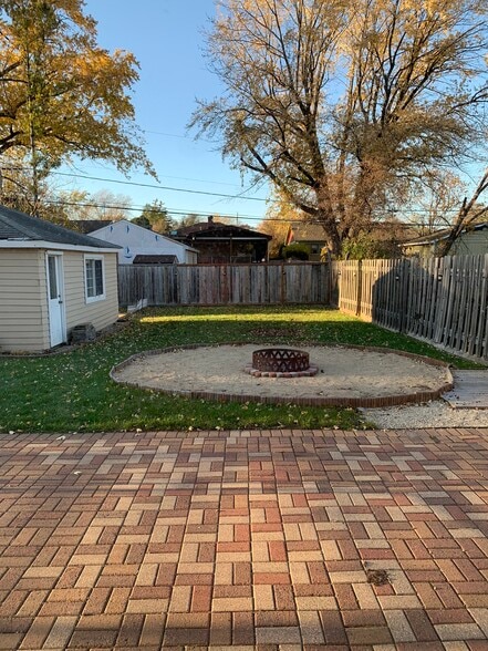 Building Photo - 846 Lange St