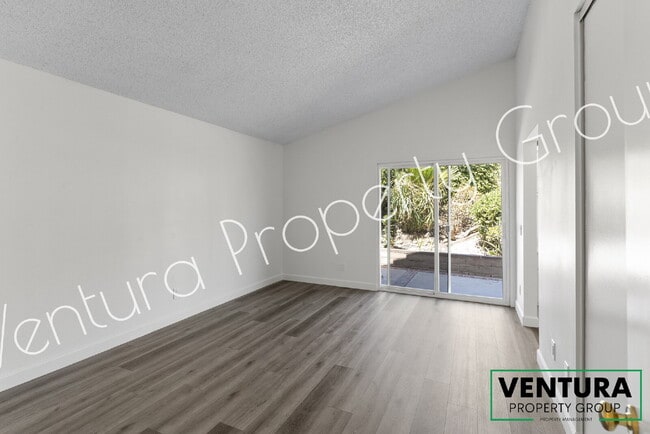 Building Photo - Clean 3-Bedroom, 2 Baths with large yard in Moorpark – Comfort & Convenience Await!