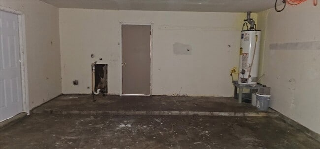 Building Photo - 2114 Yorktown Ct N