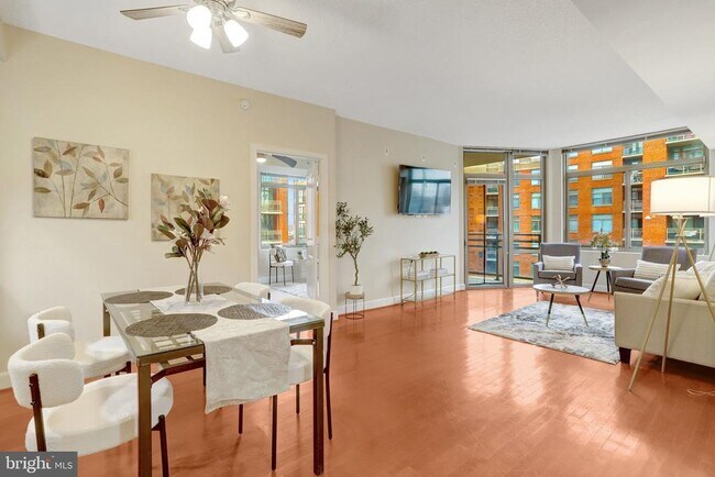 Building Photo - 3650 S Glebe Rd