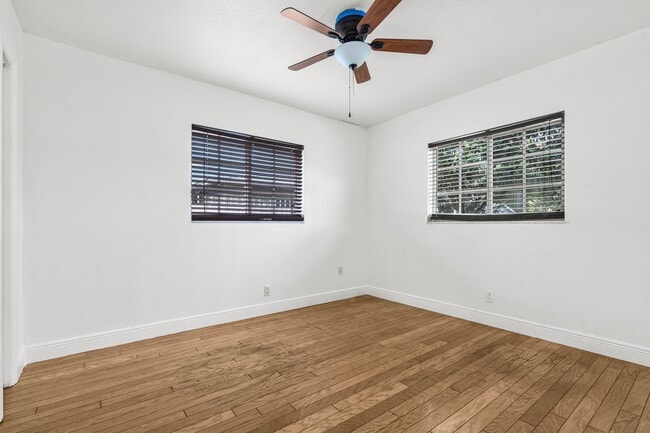 Building Photo - 1775 SW 8th St