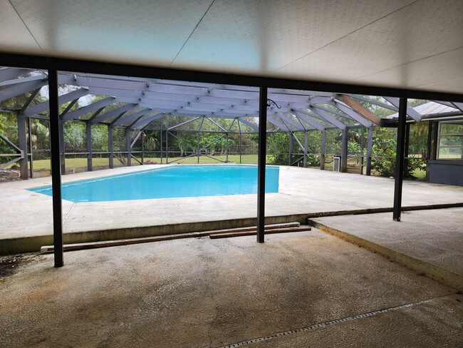 Building Photo - 4910 Ralls Dr
