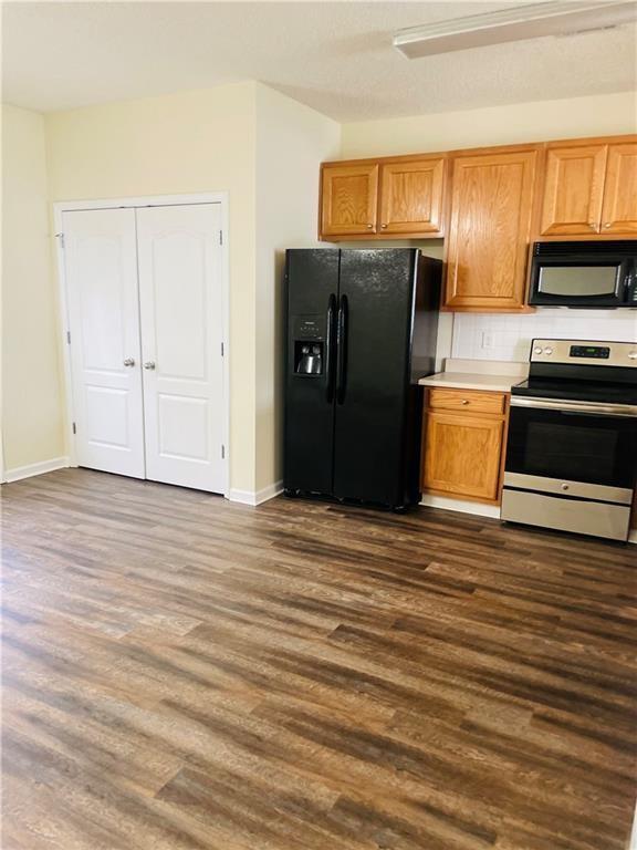 Building Photo - 7635 Commerce Ct