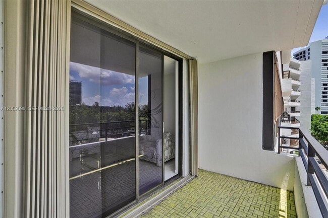 Building Photo - 500 Three Islands Boulevard