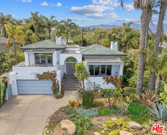Building Photo - 1312 Shoreline Dr