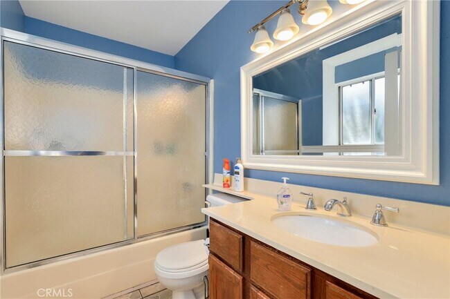 Building Photo - 29664 Woodlands Ave