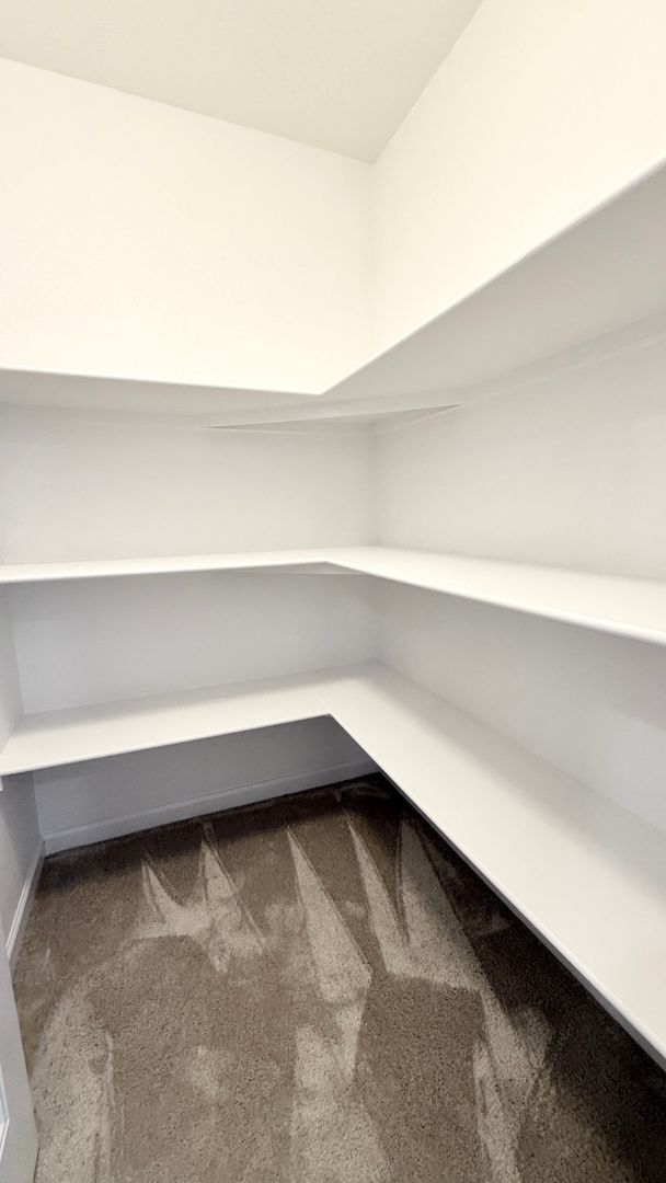 Building Photo - Stunning 3 Bedroom Townhome in Monument