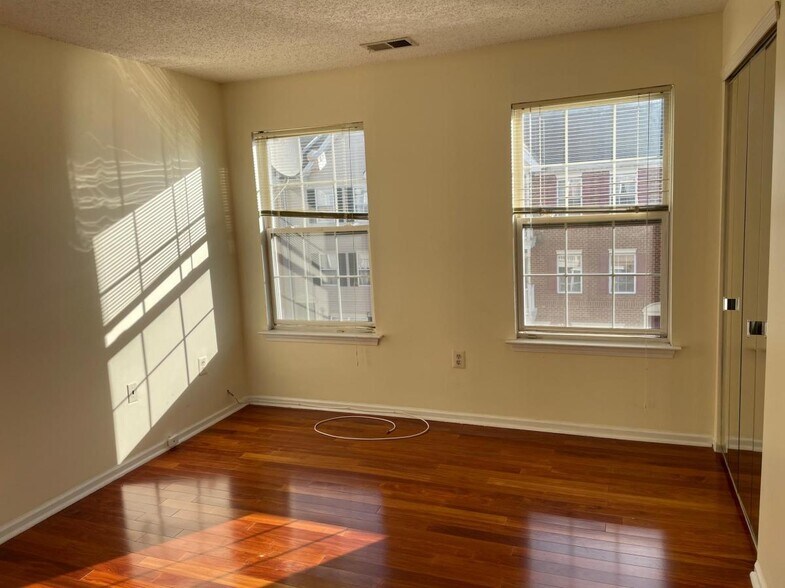 Bedroom 1 - 63 Marrow St