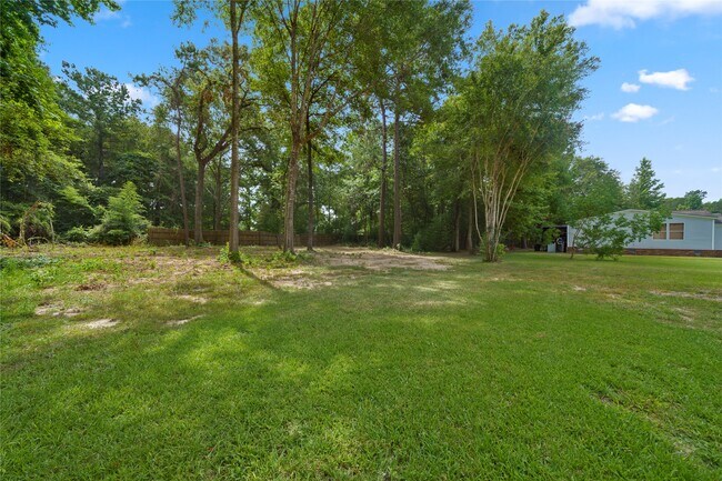 Building Photo - 16333 Lone Corral Ct