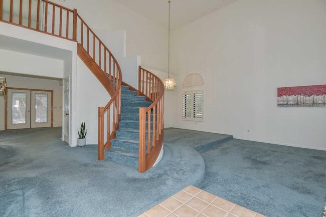 Building Photo - 5413 W Fallen Leaf Ln